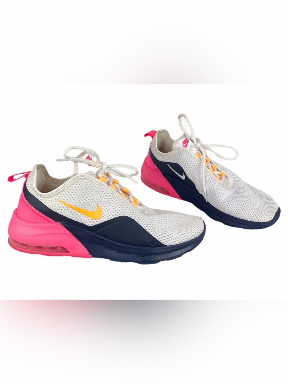 Nike Women’s White Pink Navy Air Max Motion 2 Running Shoes, Size 7.5